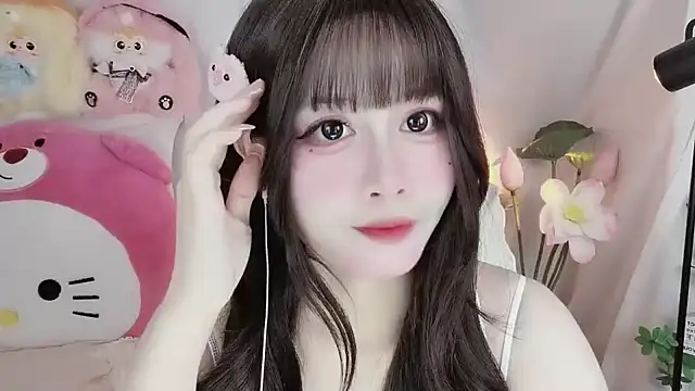 Snapshot of -zhuzhu-999- chatting on 12.21.25 -zhuzhu-999- online show from 12.21.25