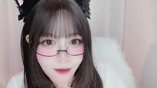 Snapshot of -zhuzhu-999- chatting on 07.05.26 -zhuzhu-999- online show from 07.05.26