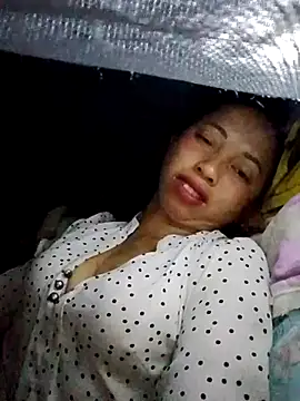 Snapshot of TRIEUTRIEU20 chatting on 10.24.25 TRIEUTRIEU20 online show from 10.24.25