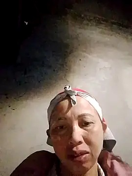 Snapshot of TRIEUTRIEU20 chatting on 10.25.25 TRIEUTRIEU20 online show from 10.25.25