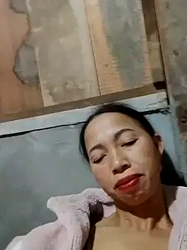 Snapshot of TRIEUTRIEU20 chatting on 11.02.25 TRIEUTRIEU20 online show from 11.02.25