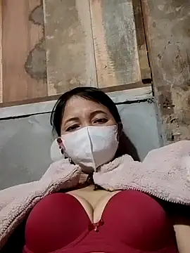 Snapshot of TRIEUTRIEU20 chatting on 11.12.25 TRIEUTRIEU20 online show from 11.12.25