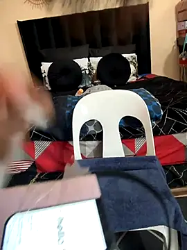 Nicole bash online show from 11.30.25