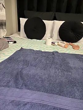 Nicole bash online show from 04.01.26