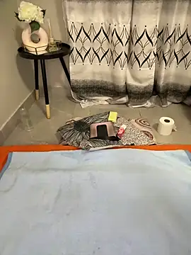 Nicole bash online show from 04.18.26