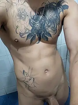 Snapshot of UrFavDick96 chatting on 10.27.25 UrFavDick96 online show from 10.27.25