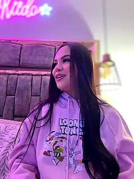 amber white15 online show from 12.20.25