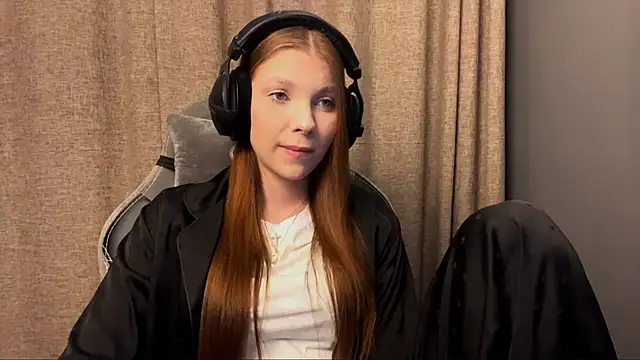 Snapshot of Softixq chatting on 11.07.25 Softixq online show from 11.07.25