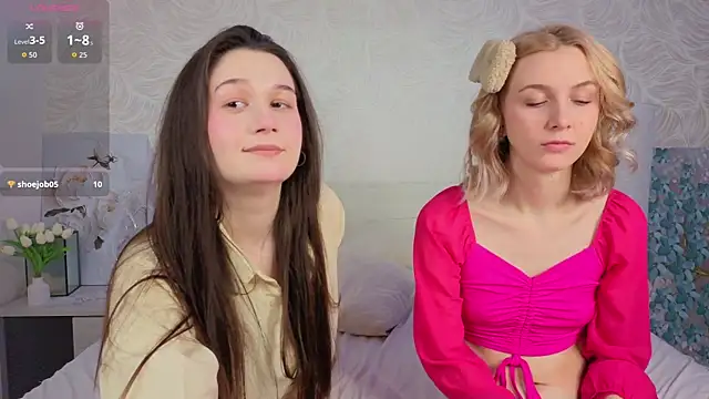 Snapshot of betweenUse chatting on 11.20.25 betweenUse online show from 11.20.25