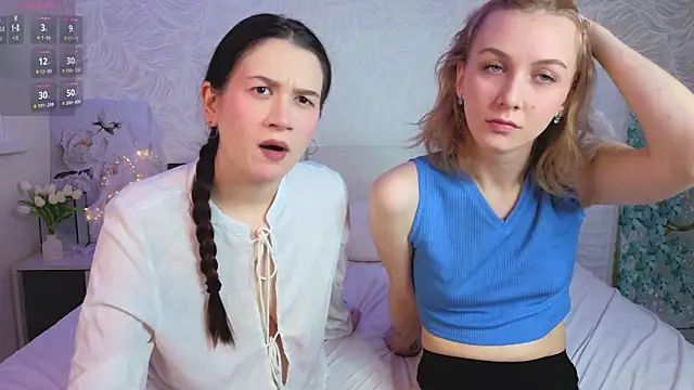 Snapshot of betweenUse chatting on 11.22.25 betweenUse online show from 11.22.25