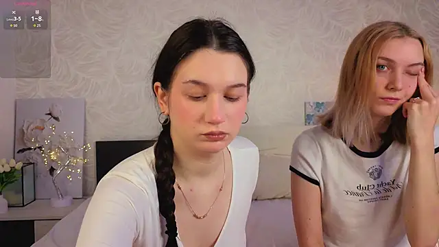 Snapshot of betweenUse chatting on 11.30.25 betweenUse online show from 11.30.25