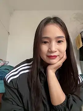 Snapshot of Pig_pig11 chatting on 11.02.25 Pig pig11 online show from 11.02.25