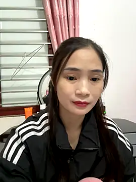 Snapshot of Pig_pig11 chatting on 11.15.25 Pig pig11 online show from 11.15.25