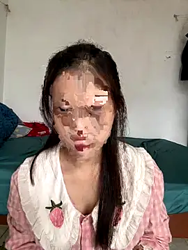 Snapshot of Pig_pig11 chatting on 11.17.25 Pig pig11 online show from 11.17.25