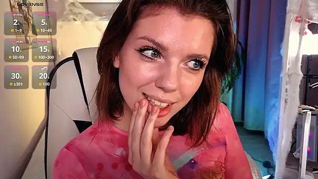 PollyRouge   online show from 11.05.25