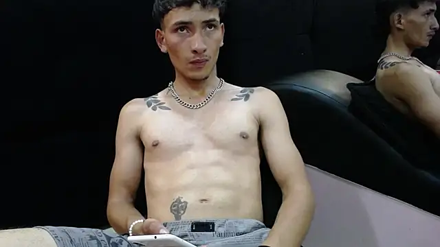 SavageLover  online show from 11.13.25