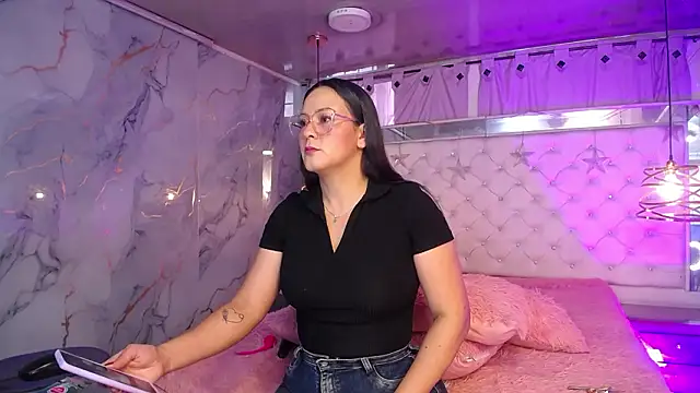 Melissa-roberts online show from 03.06.26