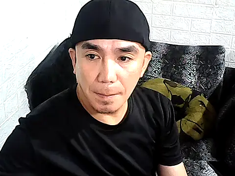 yourasiandesire69 online show from 12.14.25