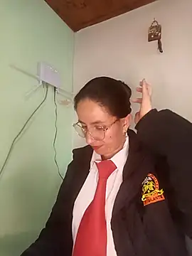 Snapshot of Valentina--1 chatting on 10.29.25 Valentina--1 online show from 10.29.25