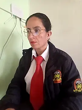 Snapshot of Valentina--1 chatting on 11.04.25 Valentina--1 online show from 11.04.25