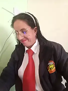 Snapshot of Valentina--1 chatting on 11.21.25 Valentina--1 online show from 11.21.25