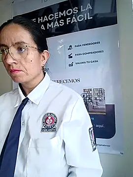 Snapshot of Valentina--1 chatting on 12.04.25 Valentina--1 online show from 12.04.25