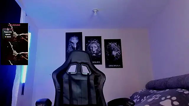 AUSTINN TORRES online show from 02.03.26