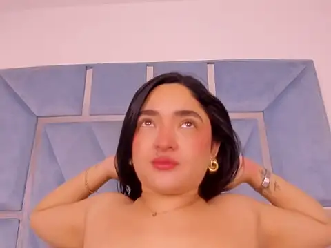 esmeraldaasm online show from 11.20.25