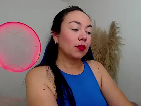 Snapshot of Yadis_hot chatting on 11.20.25 Yadis hot online show from 11.20.25