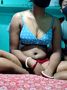 Snapshot of manosi98 chatting on 02.01.26 manosi98 online show from 02.01.26