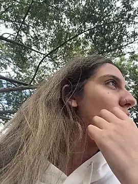 sarah honey   online show from 01.10.26