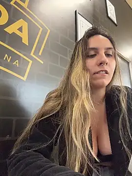 sarah honey   online show from 03.17.26