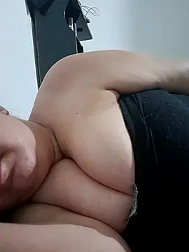 SaraCute 1 online show from 11.15.25