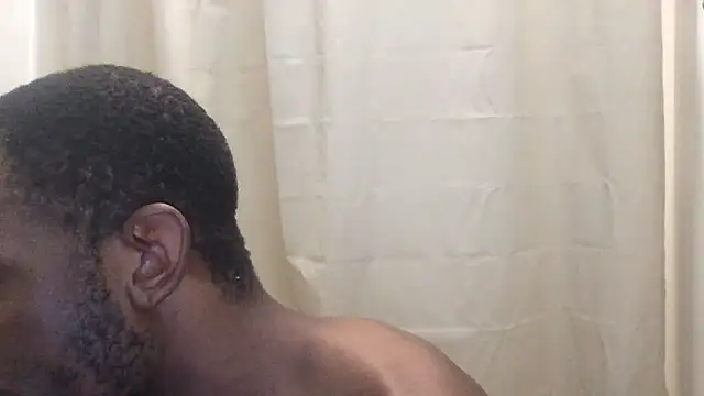 Snapshot of Rayraythegoat chatting on 12.15.25 Rayraythegoat online show from 12.15.25