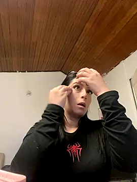 Snapshot of Kloe_Novoa chatting on 11.06.25 Kloe Novoa online show from 11.06.25