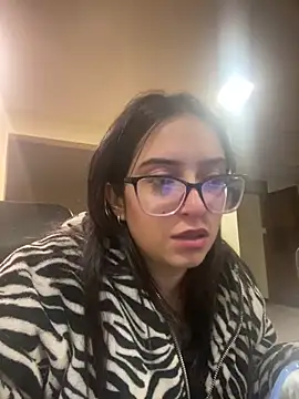 Snapshot of Kloe_Novoa chatting on 03.03.26 Kloe Novoa online show from 03.03.26