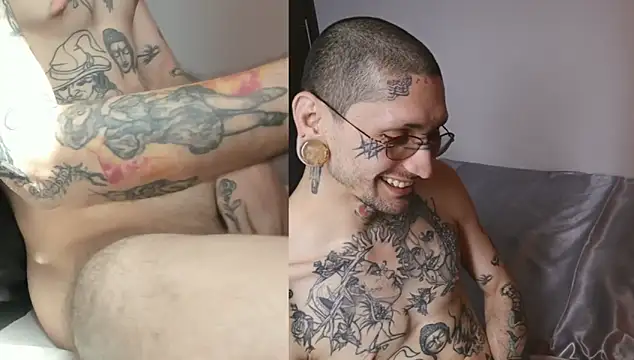 Snapshot of TokyoHatsumoto chatting on 11.13.25 TokyoHatsumoto online show from 11.13.25