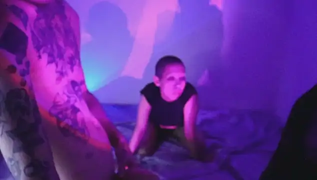 Snapshot of TokyoHatsumoto chatting on 11.14.25 TokyoHatsumoto online show from 11.14.25