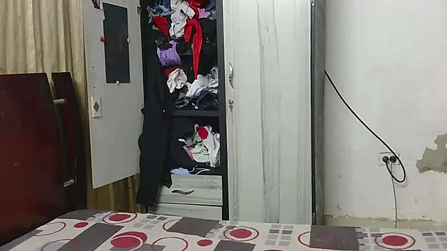 Snapshot of fer_luna chatting on 11.28.25 fer luna online show from 11.28.25