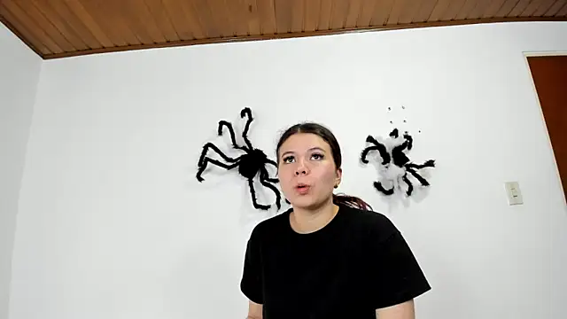 Vanessa Martinz online show from 11.02.25