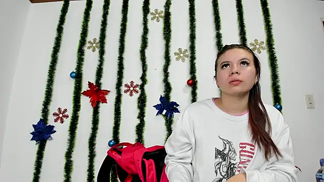 Vanessa Martinz online show from 11.21.25