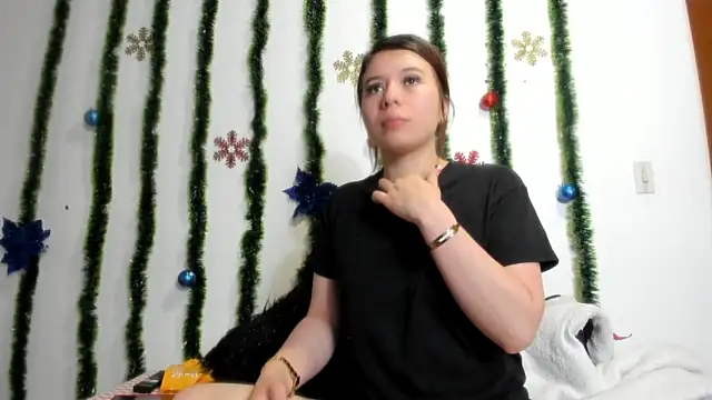 Vanessa Martinz online show from 12.15.25