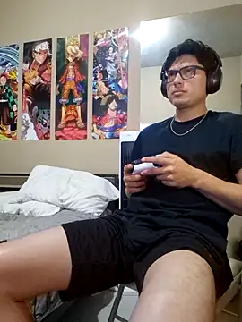 Snapshot of Ais_B10 chatting on 11.08.25 Ais B10 online show from 11.08.25