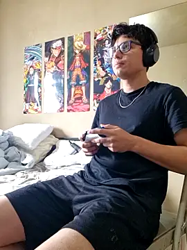 Snapshot of Ais_B10 chatting on 11.08.25 Ais B10 online show from 11.08.25