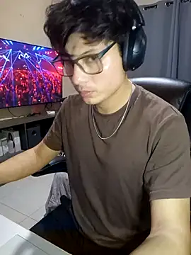 Snapshot of Ais_B10 chatting on 12.02.25 Ais B10 online show from 12.02.25