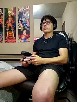 Snapshot of Ais_B10 chatting on 12.03.25 Ais B10 online show from 12.03.25