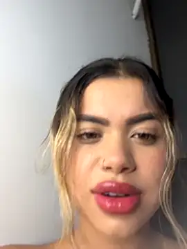 Snapshot of Alanna-foxx chatting on 11.27.25 Alanna-foxx online show from 11.27.25