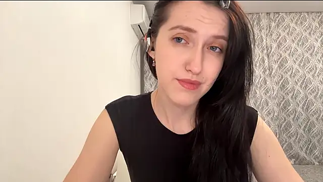 Snapshot of MerrillYeast chatting on 10.31.25 MerrillYeast online show from 10.31.25