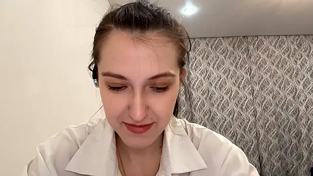 Snapshot of MerrillYeast chatting on 11.21.25 MerrillYeast online show from 11.21.25