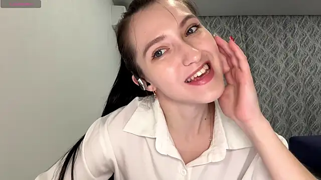 Snapshot of MerrillYeast chatting on 12.02.25 MerrillYeast online show from 12.02.25